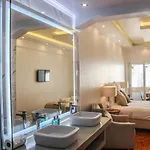 Luxury Flat In Appartement *